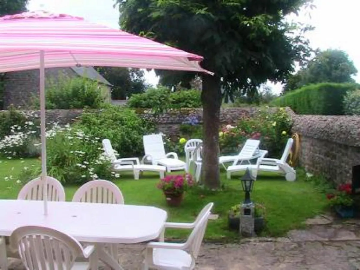 Hébergement de vacances Maison de 2 chambres avec jardin clos et wifi a Plehedel a 5 km de la plage