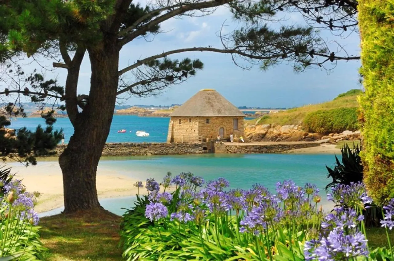 Hébergement de vacances Maison de 2 chambres avec jardin clos et wifi a Plehedel a 5 km de la plage